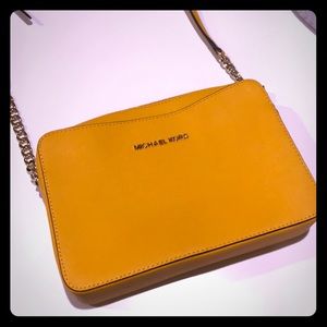 Michael Kors Jet Set Crossbody Bag